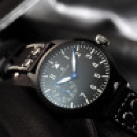 Nav B-Uhr 47 Handaufzug Black 