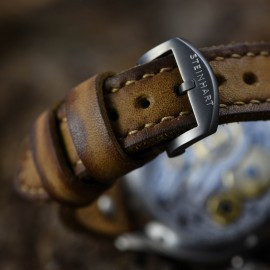 Nav B-Uhr 47 Titan B-Type Central Second