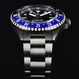 Ocean Titanium 500 GMT Premium