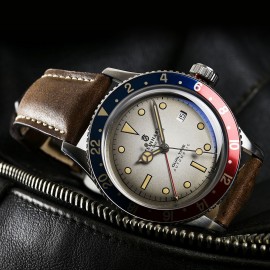 Ocean 1 vintage Dual Time Premium