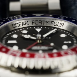 OCEAN Forty Four GMT BLUE-RED 